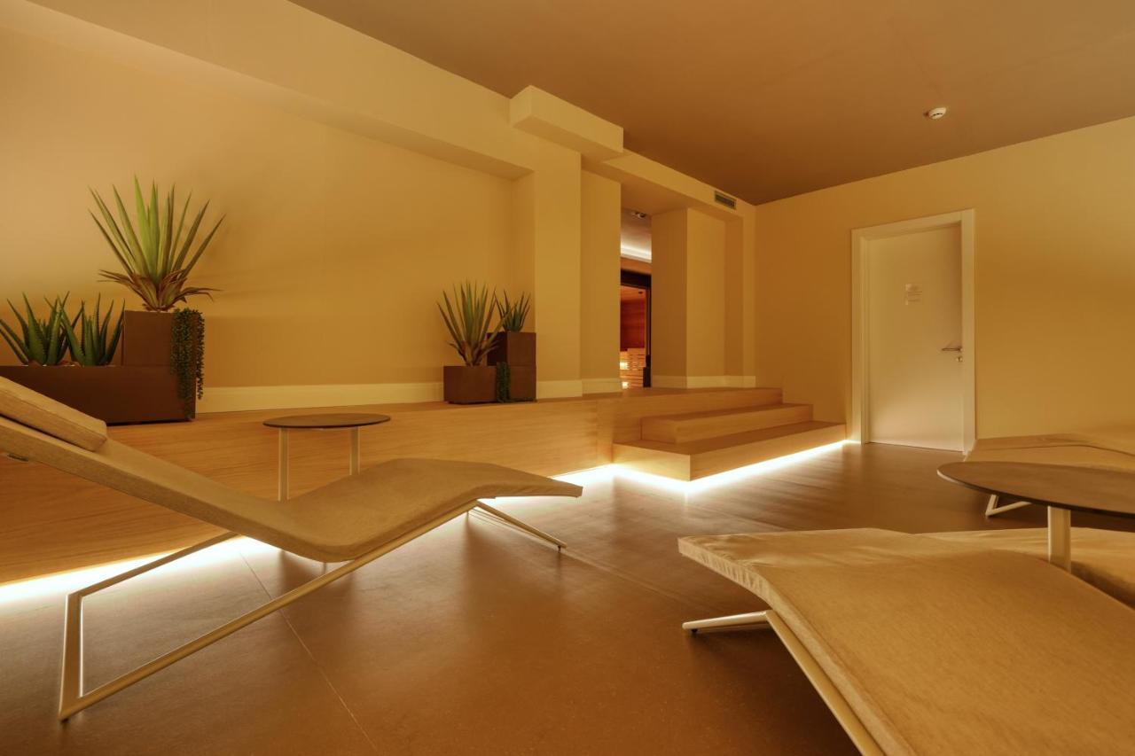 Hotel Palazzo Del Garda & Spa Дезенцано-дель-Гарда Экстерьер фото