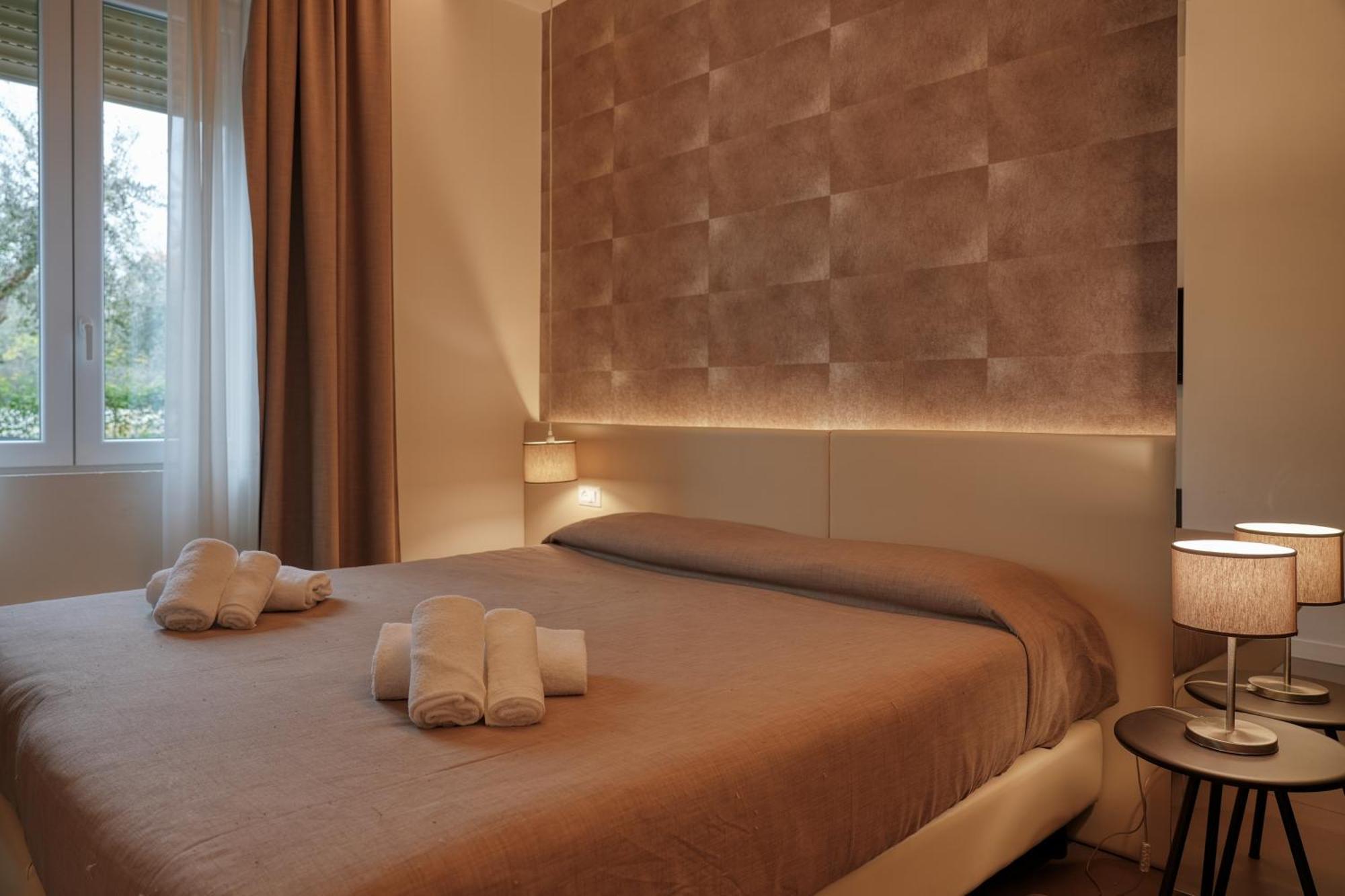 Hotel Palazzo Del Garda & Spa Дезенцано-дель-Гарда Экстерьер фото