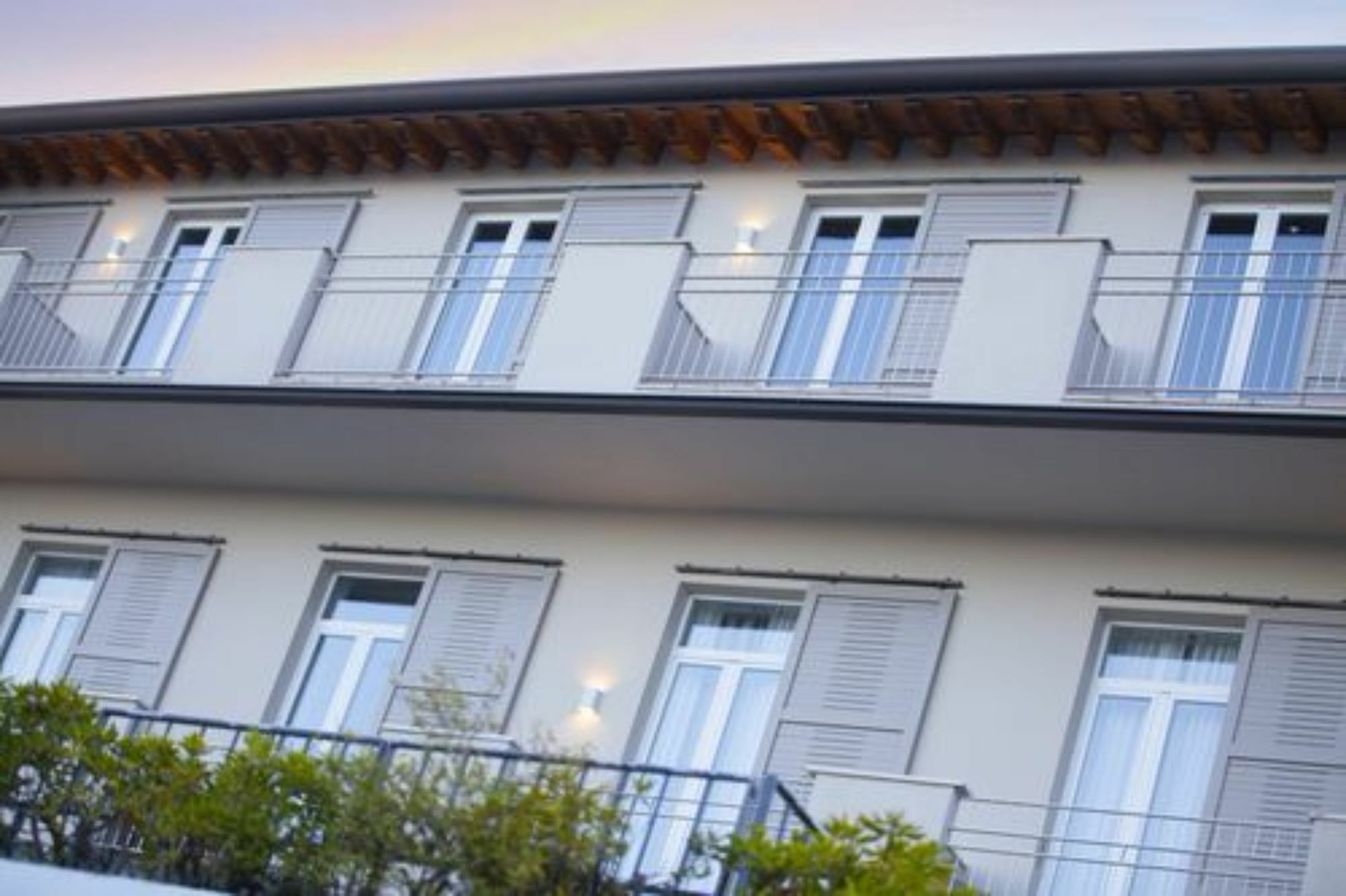Hotel Palazzo Del Garda & Spa Дезенцано-дель-Гарда Экстерьер фото